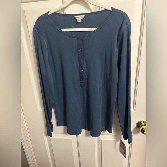 FRYE AND CO. Tops - 2/$30 Frye and Co. Bering Sea Blue Ribbed Henley Long Sleeve Size Large NWT